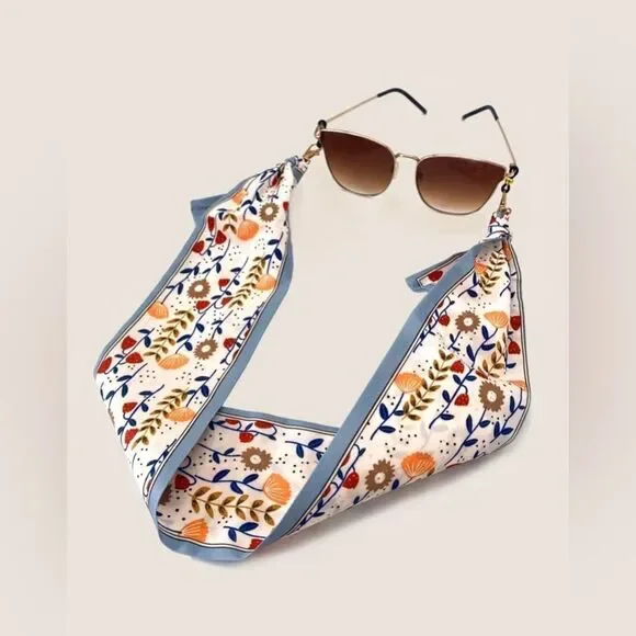 glasses chain A686 - Picture 1 of 5